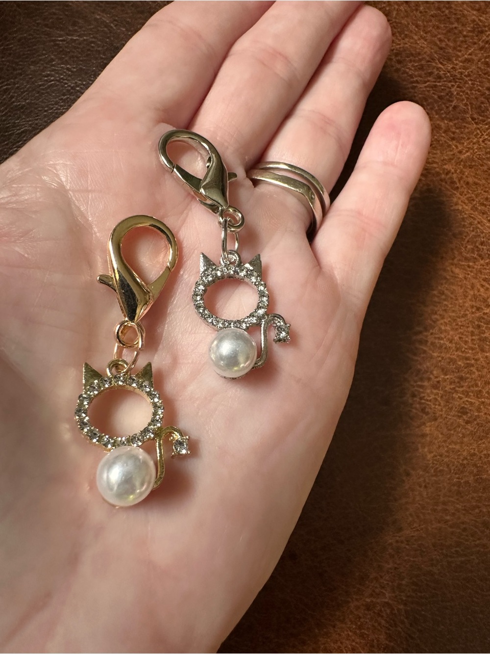 Gold or Silver Cat Pearl Charm zipper pull bag charm Accessories